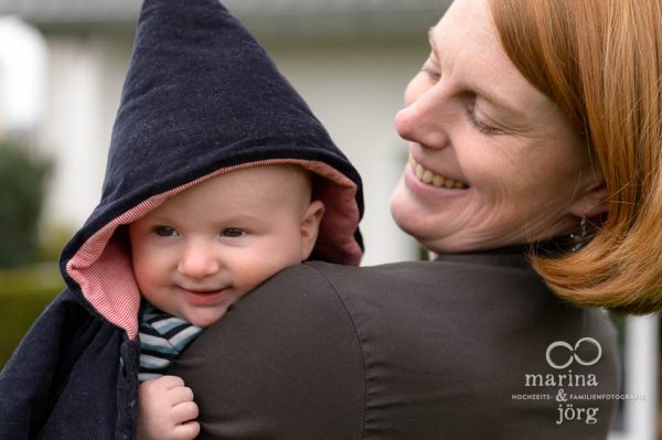 natürliche Babyfotos bei einem Familien-Fotoshooting bei Wetzlar
