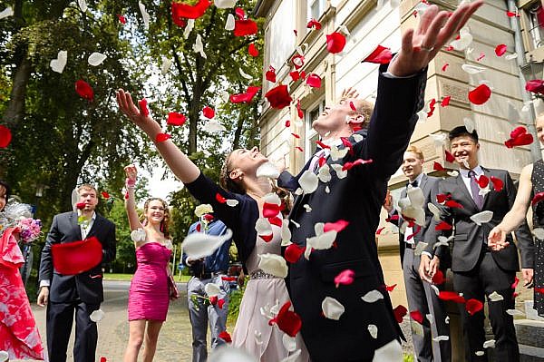 Hochzeit im Standesamt Villa Leutert in Gießen - Hochzeitsfotografie in romantischem Ambiente