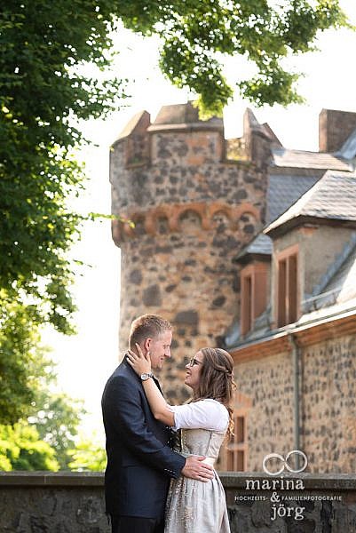 Hochzeits-Fotograf Gießen - Paarfoto bei einer Hochzeit auf Burg Staufenberg