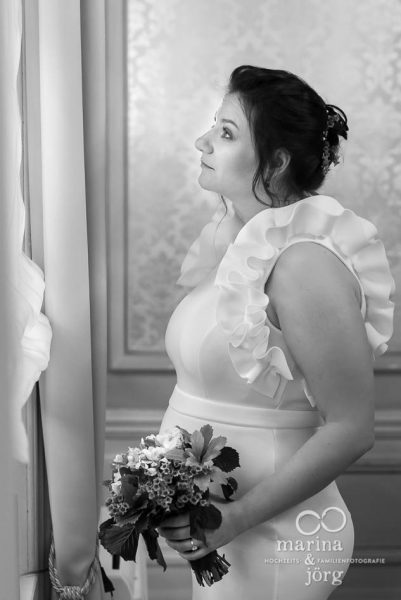 Portrait der Braut bei einer standesamtlichen Hochzeit in Gießen