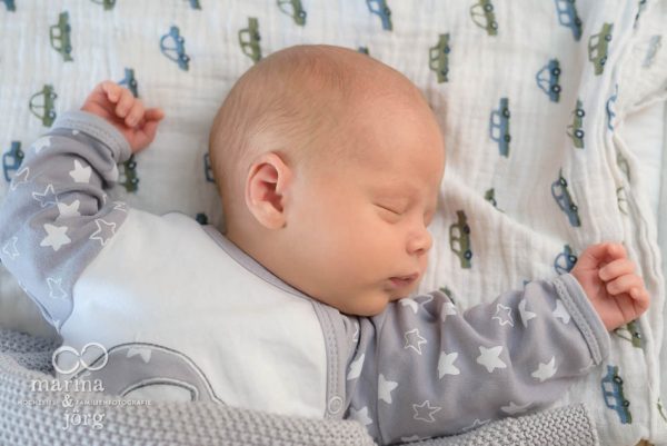 Babyfotografen für Gießen - eine Neugeborenen-Homestory als Erinnerung an die einzigartige Zeit nach der Geburt