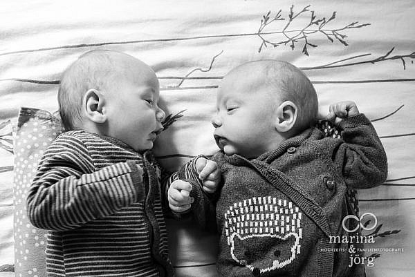 Newborn photographer for Giessen - documentary photo session with gorgeous twins