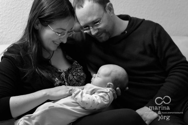 Babyfotografen Gießen - ungestellte Familienfotos und Babyfotos
